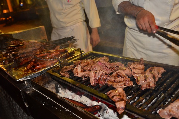 Edde Sands BBQ Pieds Dans Leau